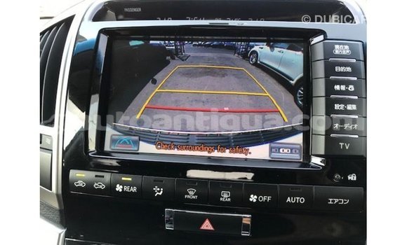 Buy Import Toyota Land Cruiser White Car in Import - Dubai in Antigua Buy Import Toyota Land Cruiser White Car in Import - Dubai in Antigua