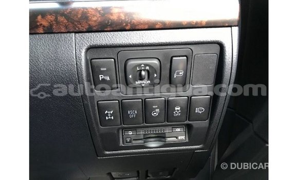 Buy Import Toyota Land Cruiser White Car in Import - Dubai in Antigua Buy Import Toyota Land Cruiser White Car in Import - Dubai in Antigua