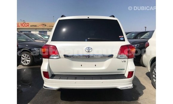 Buy Import Toyota Land Cruiser White Car in Import - Dubai in Antigua Buy Import Toyota Land Cruiser White Car in Import - Dubai in Antigua