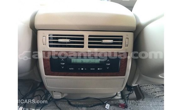 Buy Import Toyota Land Cruiser White Car in Import - Dubai in Antigua Buy Import Toyota Land Cruiser White Car in Import - Dubai in Antigua