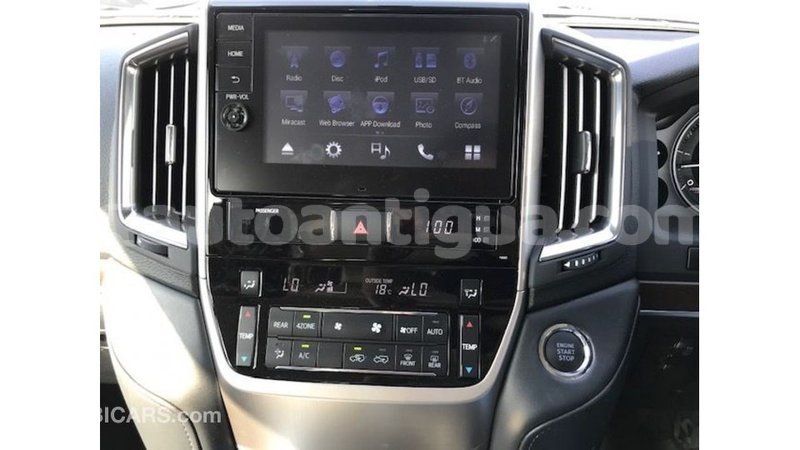 Big with watermark toyota land cruiser antigua import dubai 2559