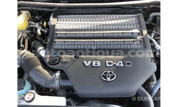 Buy Import Toyota Land Cruiser White Car in Import - Dubai in Antigua Buy Import Toyota Land Cruiser White Car in Import - Dubai in Antigua
