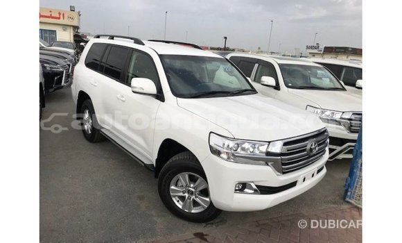 Buy Import Toyota Land Cruiser White Car in Import - Dubai in Antigua Buy Import Toyota Land Cruiser White Car in Import - Dubai in Antigua