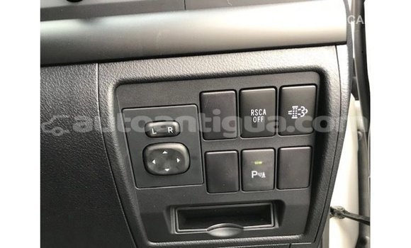 Buy Import Toyota Land Cruiser White Car in Import - Dubai in Antigua Buy Import Toyota Land Cruiser White Car in Import - Dubai in Antigua