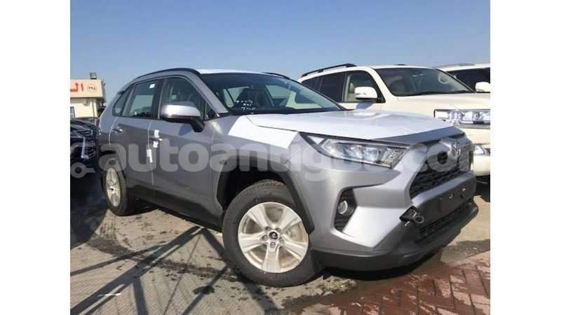 Big with watermark toyota hiace antigua import dubai 2563