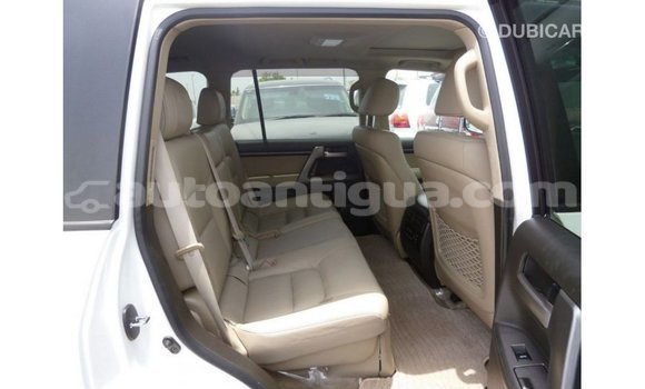Buy Import Toyota Land Cruiser White Car in Import - Dubai in Antigua Buy Import Toyota Land Cruiser White Car in Import - Dubai in Antigua
