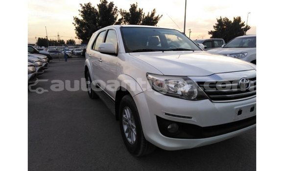 Buy Import Toyota Fortuner White Car in Import - Dubai in Antigua Buy Import Toyota Fortuner White Car in Import - Dubai in Antigua