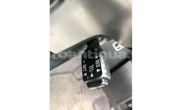 Buy Import Toyota Land Cruiser White Car in Import - Dubai in Antigua Buy Import Toyota Land Cruiser White Car in Import - Dubai in Antigua