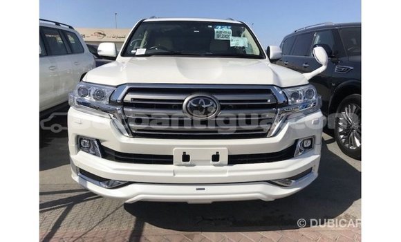 Buy Import Toyota Land Cruiser White Car in Import - Dubai in Antigua Buy Import Toyota Land Cruiser White Car in Import - Dubai in Antigua
