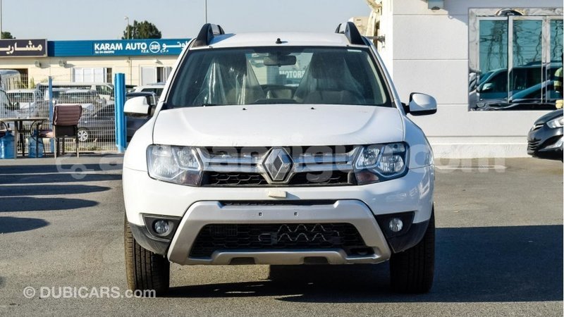 Big with watermark renault duster antigua import dubai 2584