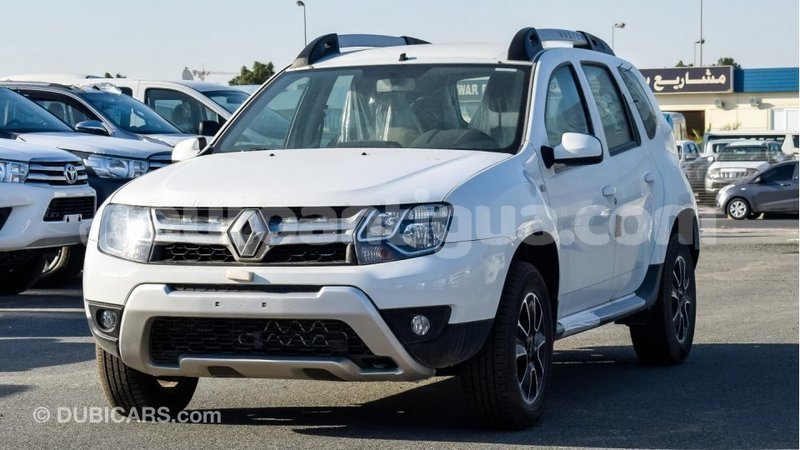 Big with watermark renault duster antigua import dubai 2584
