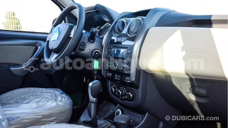 Big with watermark renault duster antigua import dubai 2584