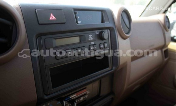 Buy Import Toyota Land Cruiser Beige Car in Import - Dubai in Antigua Buy Import Toyota Land Cruiser Beige Car in Import - Dubai in Antigua