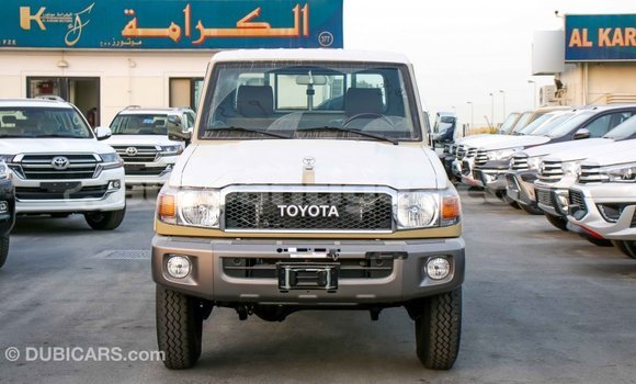 Buy Import Toyota Land Cruiser Beige Car in Import - Dubai in Antigua Buy Import Toyota Land Cruiser Beige Car in Import - Dubai in Antigua
