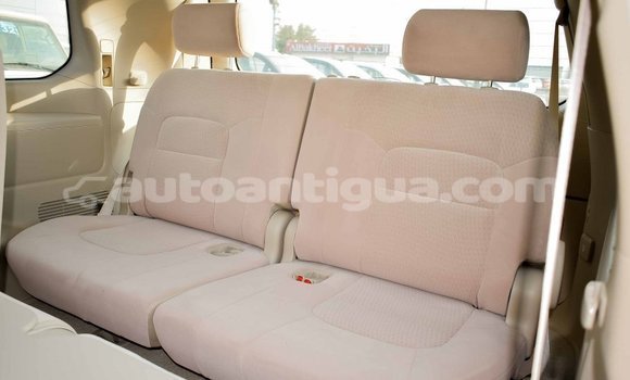 Buy Import Toyota Land Cruiser White Car in Import - Dubai in Antigua Buy Import Toyota Land Cruiser White Car in Import - Dubai in Antigua