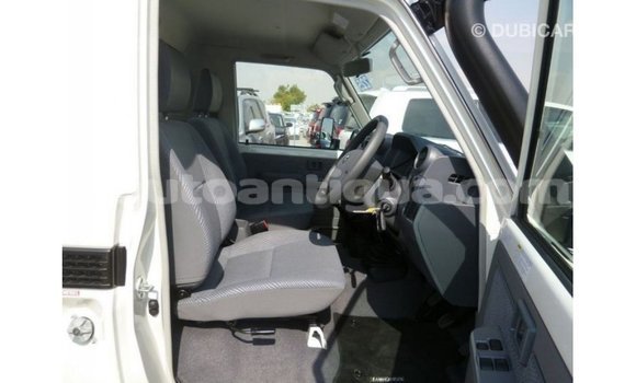 Buy Import Toyota Land Cruiser White Car in Import - Dubai in Antigua Buy Import Toyota Land Cruiser White Car in Import - Dubai in Antigua