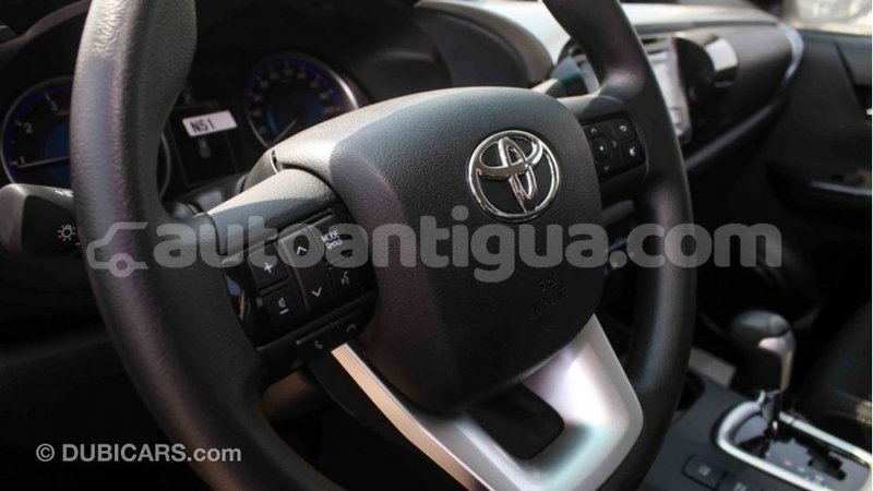Big with watermark toyota hilux antigua import dubai 2591