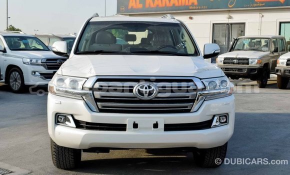 Buy Import Toyota Land Cruiser White Car in Import - Dubai in Antigua Buy Import Toyota Land Cruiser White Car in Import - Dubai in Antigua