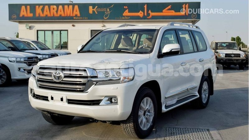 Big with watermark toyota land cruiser antigua import dubai 2593
