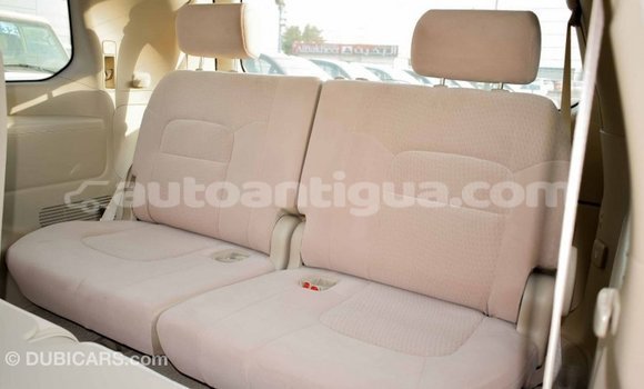 Buy Import Toyota Land Cruiser White Car in Import - Dubai in Antigua Buy Import Toyota Land Cruiser White Car in Import - Dubai in Antigua