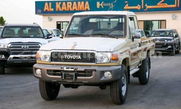 Buy Import Toyota Land Cruiser Beige Car in Import - Dubai in Antigua Buy Import Toyota Land Cruiser Beige Car in Import - Dubai in Antigua