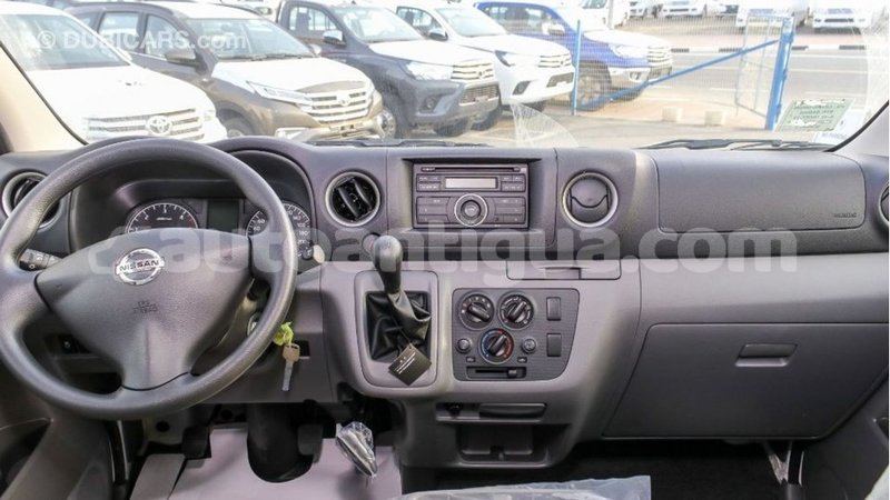 Big with watermark nissan urvan antigua import dubai 2598