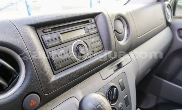 Buy Import Nissan Urvan White Car in Import - Dubai in Antigua Buy Import Nissan Urvan White Car in Import - Dubai in Antigua