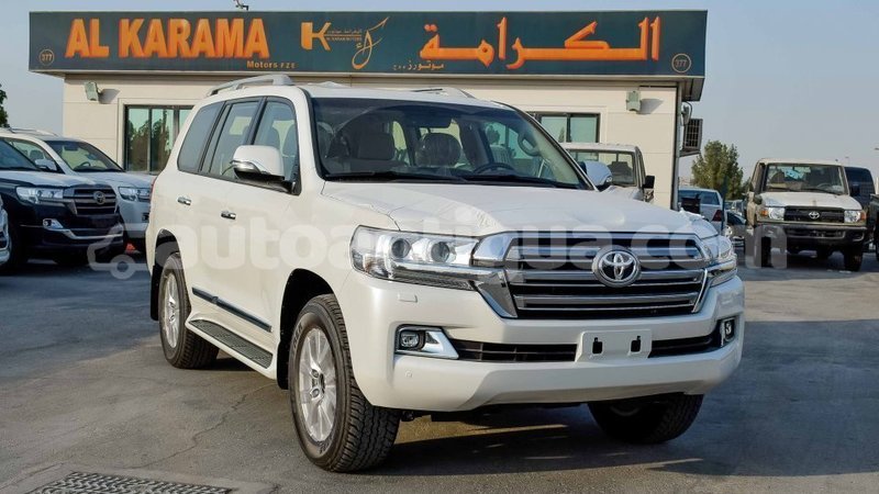 Big with watermark toyota land cruiser antigua import dubai 2599