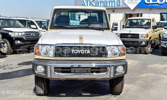 Buy Import Toyota Land Cruiser Beige Car in Import - Dubai in Antigua Buy Import Toyota Land Cruiser Beige Car in Import - Dubai in Antigua