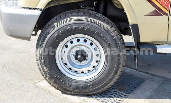 Buy Import Toyota Land Cruiser Beige Car in Import - Dubai in Antigua Buy Import Toyota Land Cruiser Beige Car in Import - Dubai in Antigua