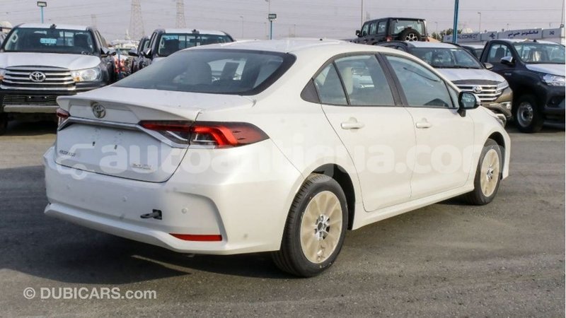 Big with watermark toyota corolla antigua import dubai 2601