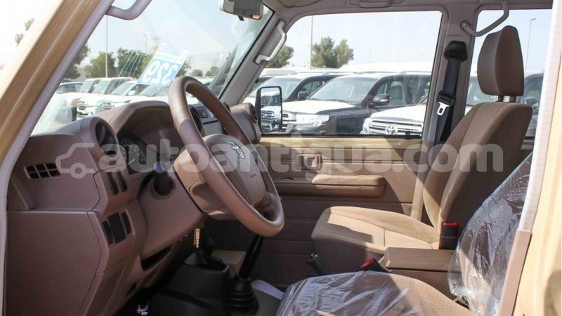 Big with watermark toyota land cruiser antigua import dubai 2602