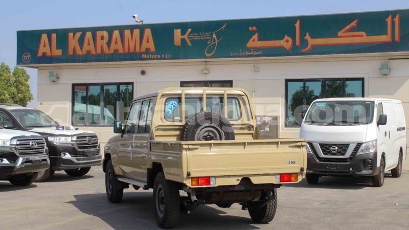 Big with watermark toyota land cruiser antigua import dubai 2602