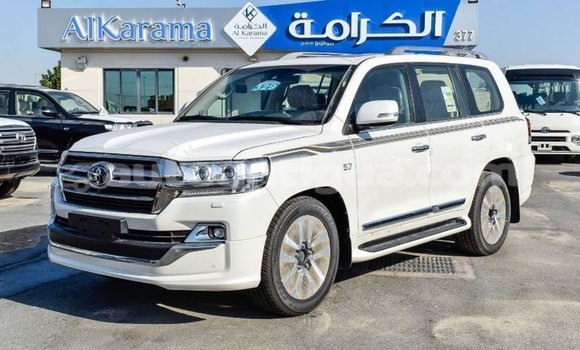 Buy Import Toyota Land Cruiser White Car in Import - Dubai in Antigua Buy Import Toyota Land Cruiser White Car in Import - Dubai in Antigua