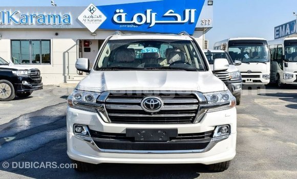 Buy Import Toyota Land Cruiser White Car in Import - Dubai in Antigua Buy Import Toyota Land Cruiser White Car in Import - Dubai in Antigua