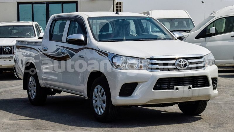 Big with watermark toyota hilux antigua import dubai 2612