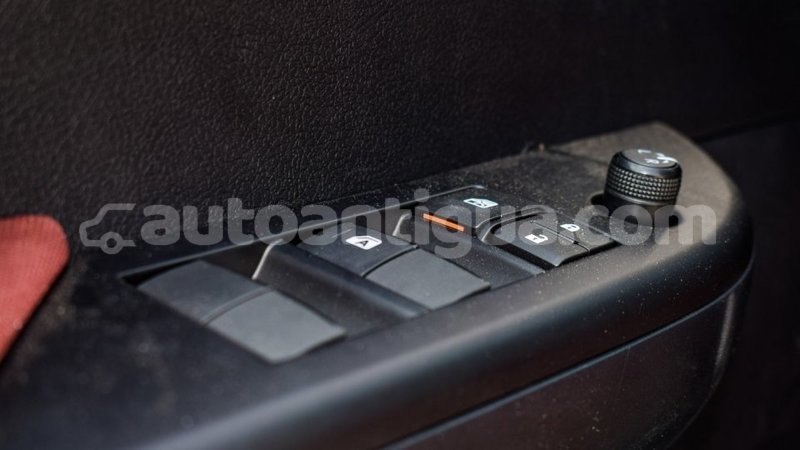 Big with watermark toyota hilux antigua import dubai 2612