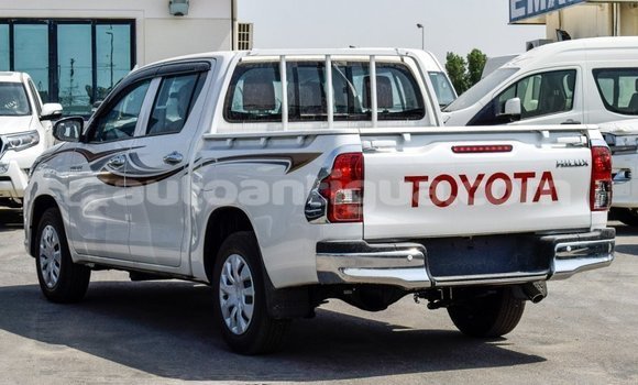 Buy Import Toyota Hilux White Car in Import - Dubai in Antigua Buy Import Toyota Hilux White Car in Import - Dubai in Antigua