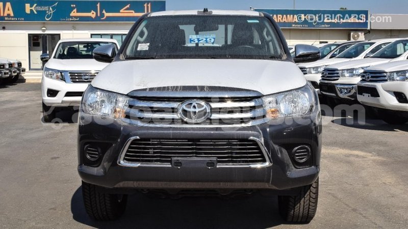 Big with watermark toyota hilux antigua import dubai 2615