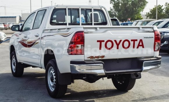 Buy Import Toyota Hilux White Car in Import - Dubai in Antigua Buy Import Toyota Hilux White Car in Import - Dubai in Antigua