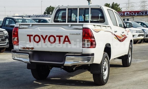 Buy Import Toyota Hilux White Car in Import - Dubai in Antigua Buy Import Toyota Hilux White Car in Import - Dubai in Antigua