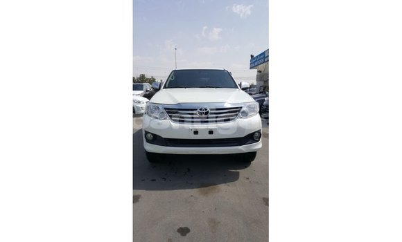 Buy Import Toyota Fortuner White Car in Import - Dubai in Antigua Buy Import Toyota Fortuner White Car in Import - Dubai in Antigua