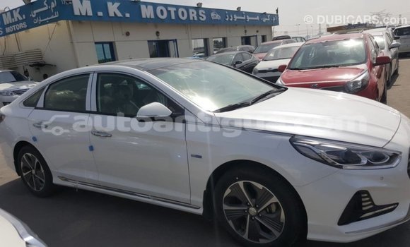 Buy Import Hyundai Sonata White Car in Import - Dubai in Antigua Buy Import Hyundai Sonata White Car in Import - Dubai in Antigua