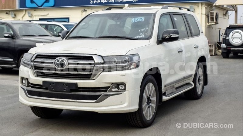 Big with watermark toyota land cruiser antigua import dubai 2641