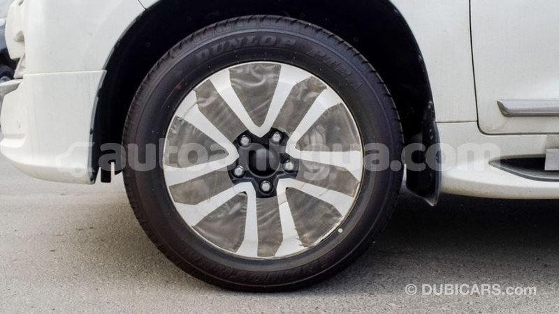 Big with watermark toyota land cruiser antigua import dubai 2641