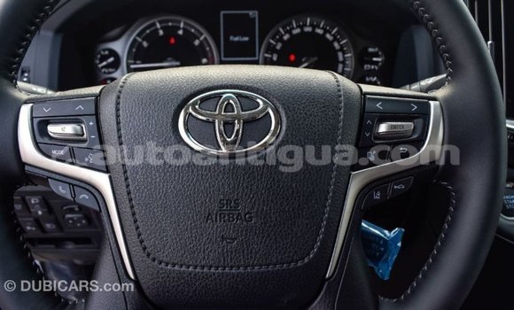 Buy Import Toyota Land Cruiser White Car in Import - Dubai in Antigua Buy Import Toyota Land Cruiser White Car in Import - Dubai in Antigua