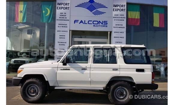 Buy Import Toyota Land Cruiser White Car in Import - Dubai in Antigua Buy Import Toyota Land Cruiser White Car in Import - Dubai in Antigua