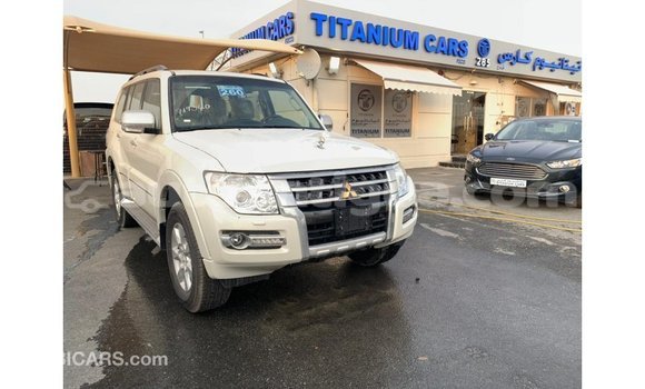 Buy Import Mitsubishi Pajero Black Car in Import - Dubai in Antigua Buy Import Mitsubishi Pajero Black Car in Import - Dubai in Antigua