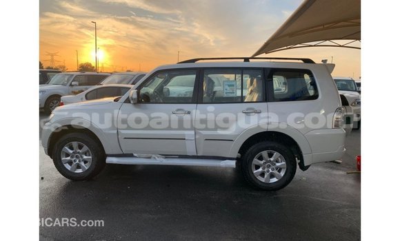 Buy Import Mitsubishi Pajero Black Car in Import - Dubai in Antigua Buy Import Mitsubishi Pajero Black Car in Import - Dubai in Antigua