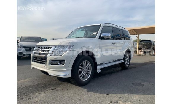 Buy Import Mitsubishi Pajero White Car in Import - Dubai in Antigua Buy Import Mitsubishi Pajero White Car in Import - Dubai in Antigua